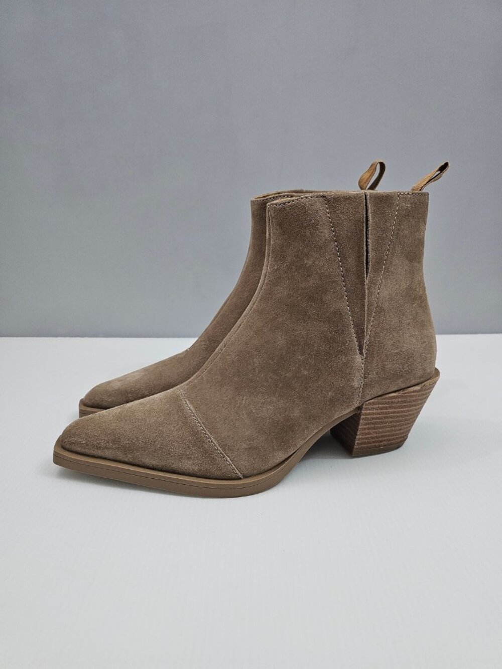 Rag & Bone Dart Pointed Toe Ankle Boot Womens EU 39.5 Brown Suede Block Heel